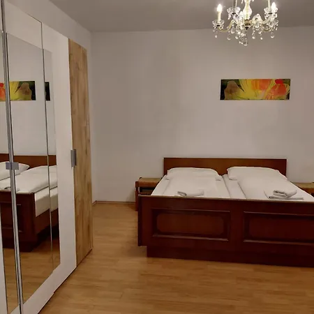 Schwartz * Neusiedl am Steinfelde