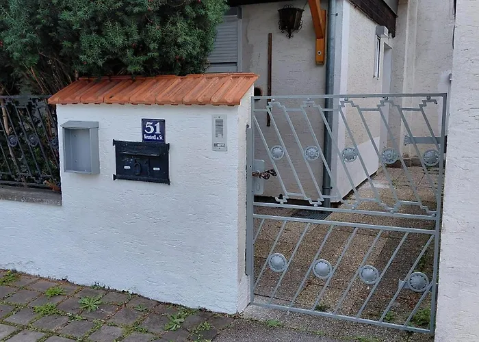 Schwartz Apartment Neusiedl am Steinfelde